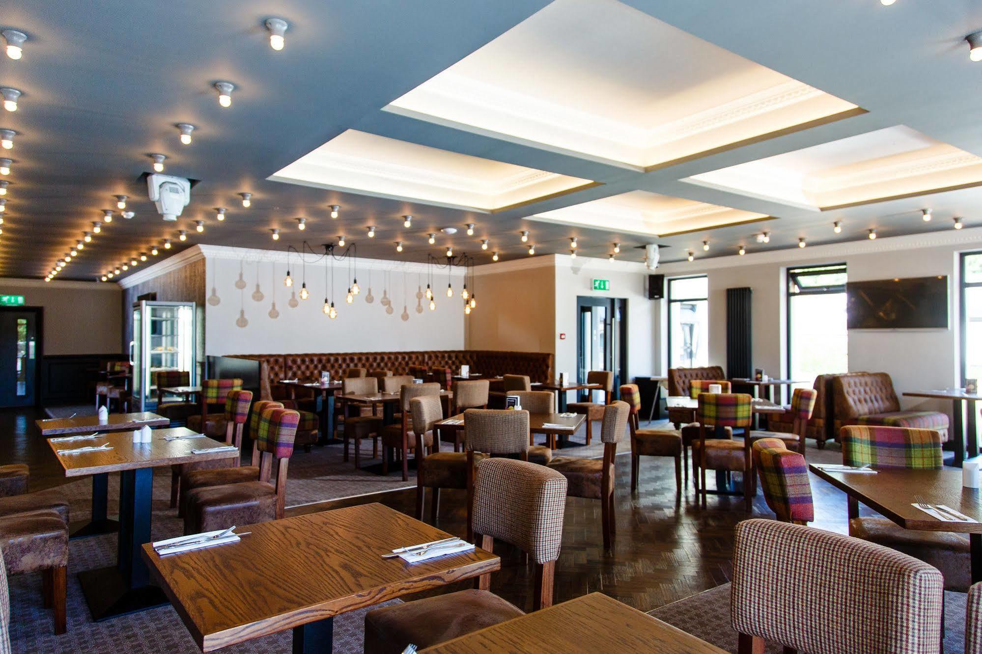 Adamson Hotel Dunfermline Kültér fotó