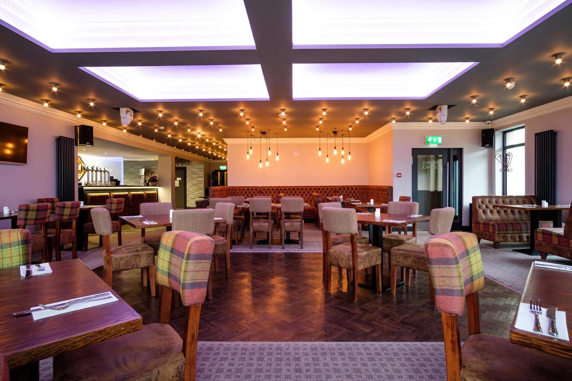 Adamson Hotel Dunfermline Kültér fotó