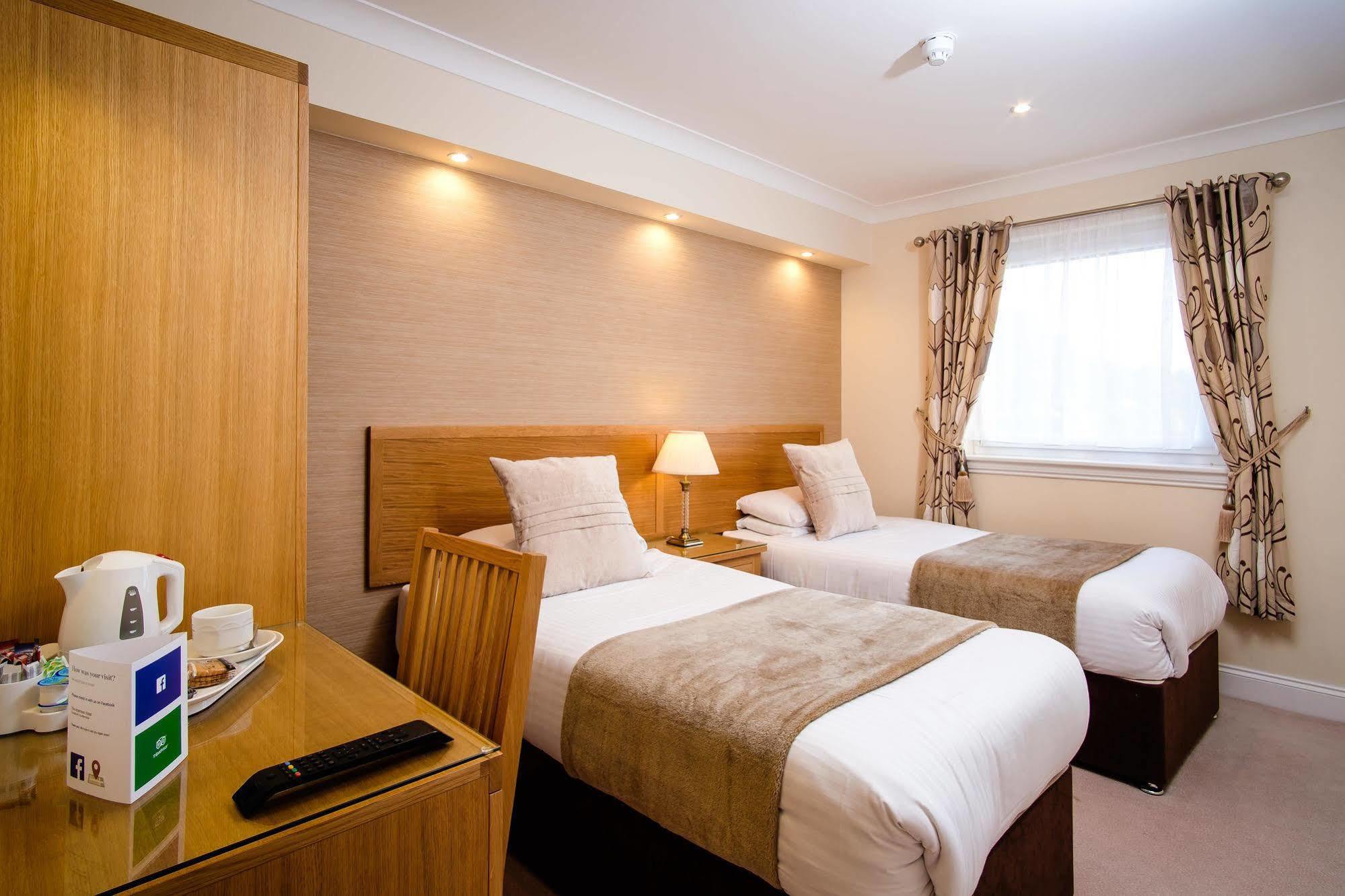 Adamson Hotel Dunfermline Kültér fotó